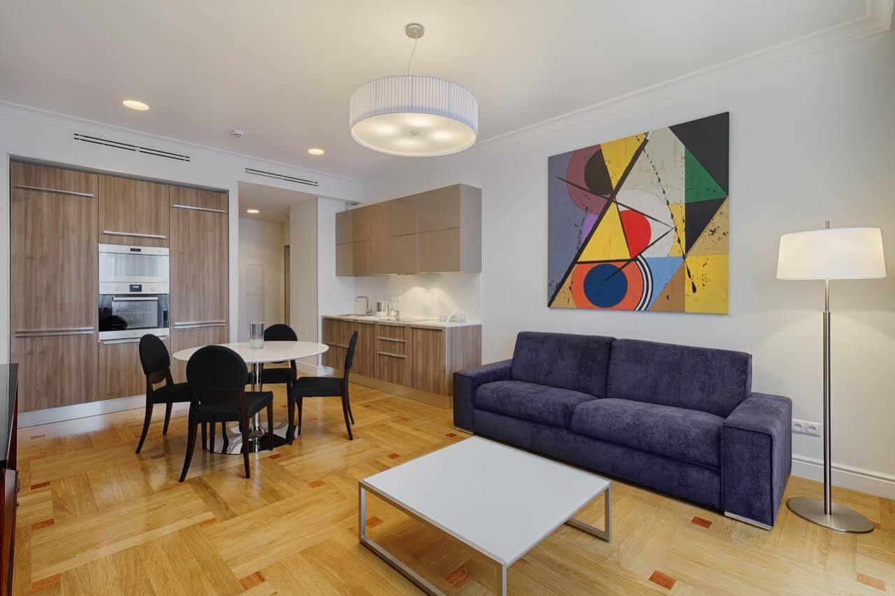 Cityhotel Apartments Киев Екстериор снимка